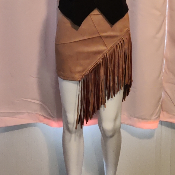 ***NWT-UPC Petite Fringe Trim Skirt - Picture 2 of 4